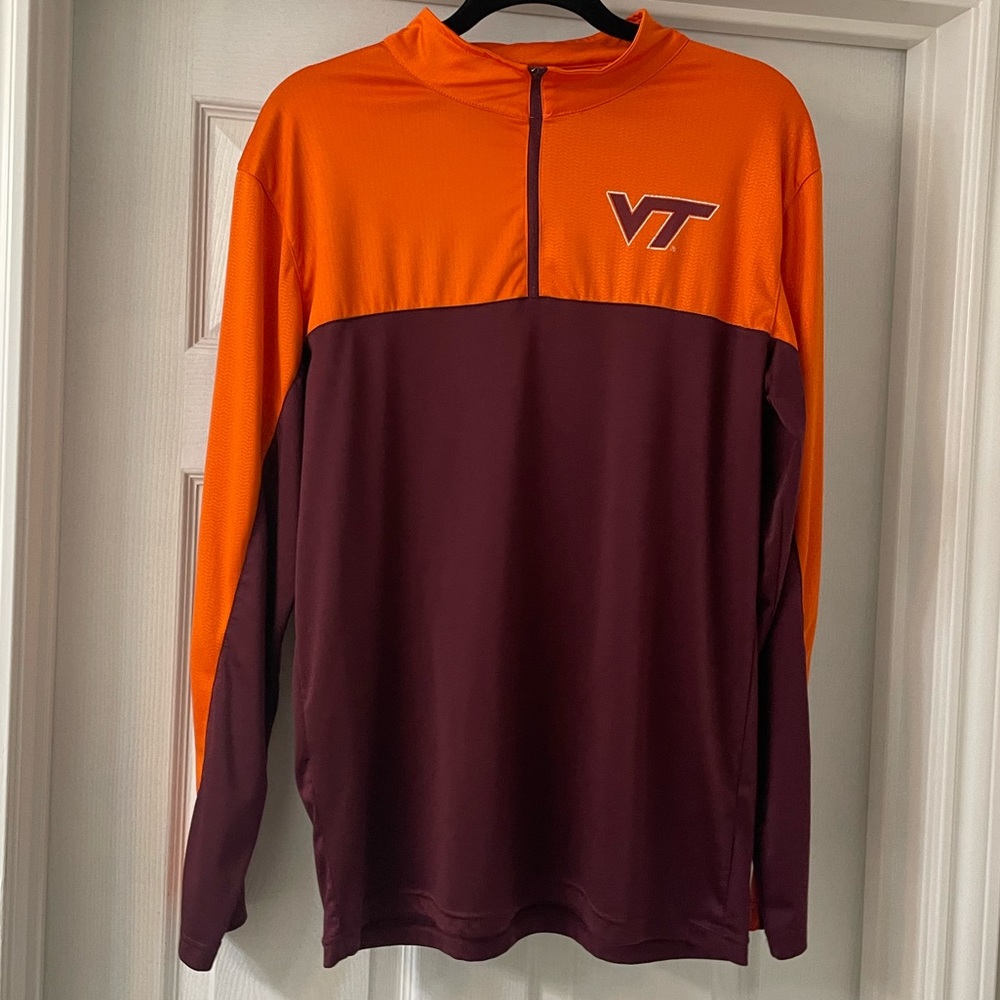 Lightweight VA Tech Quarter-Zip Pullover. Size Large
